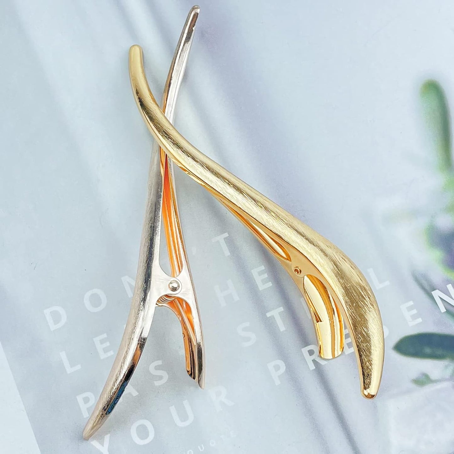 8 Pcs Large Metal Duckbill Hair Clips, 5 Inch Long Alligator Hair Pins French Twist Hair Barrette Strong Clamp Hairpins Spring Duckbill Hair Accessories for Women Thick Long Updo Hair Style
