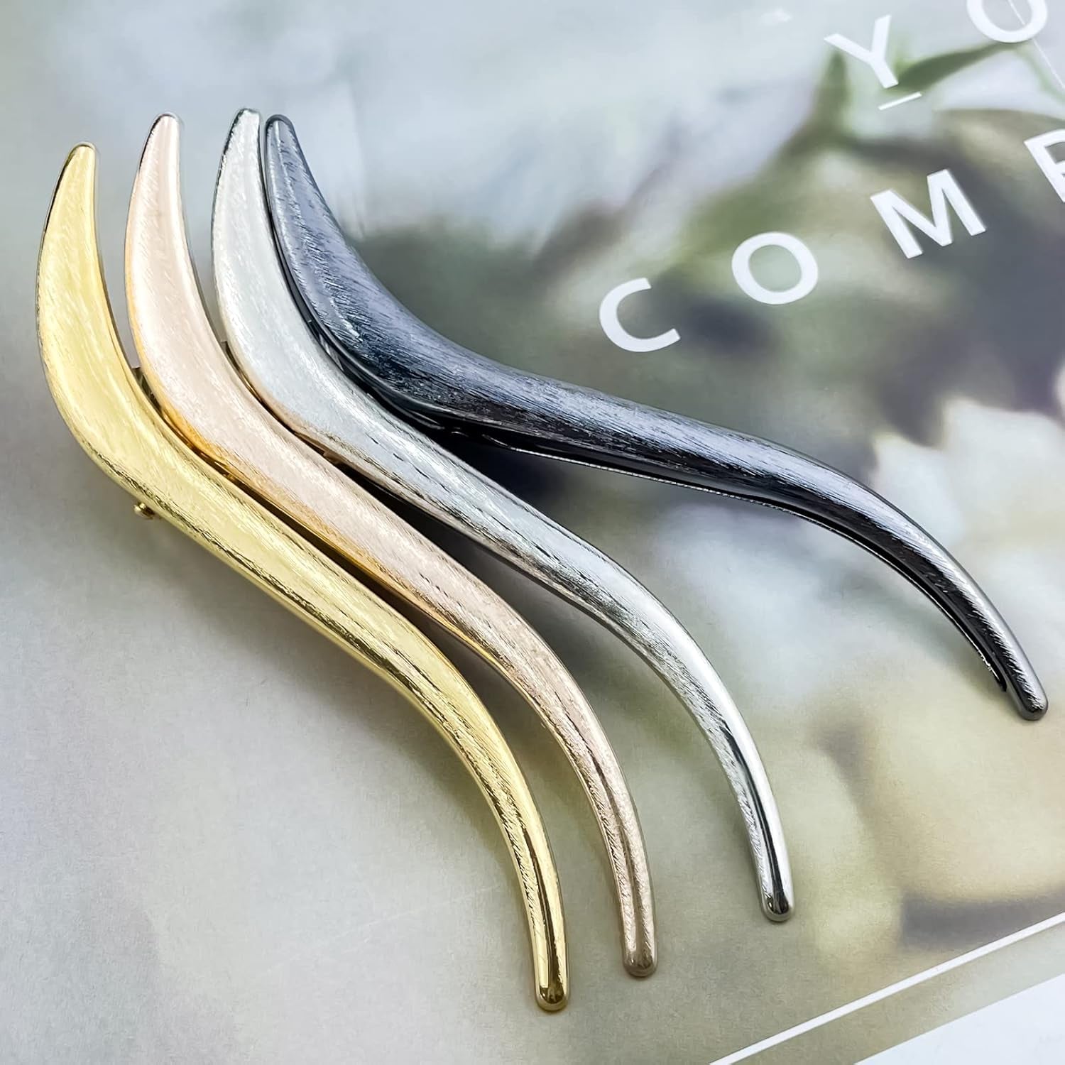 8 Pcs Large Metal Duckbill Hair Clips, 5 Inch Long Alligator Hair Pins French Twist Hair Barrette Strong Clamp Hairpins Spring Duckbill Hair Accessories for Women Thick Long Updo Hair Style